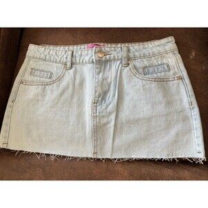 Edikted Denim Jean Skirt - Light Wash - Size Small - New with Tags Trendy Mini